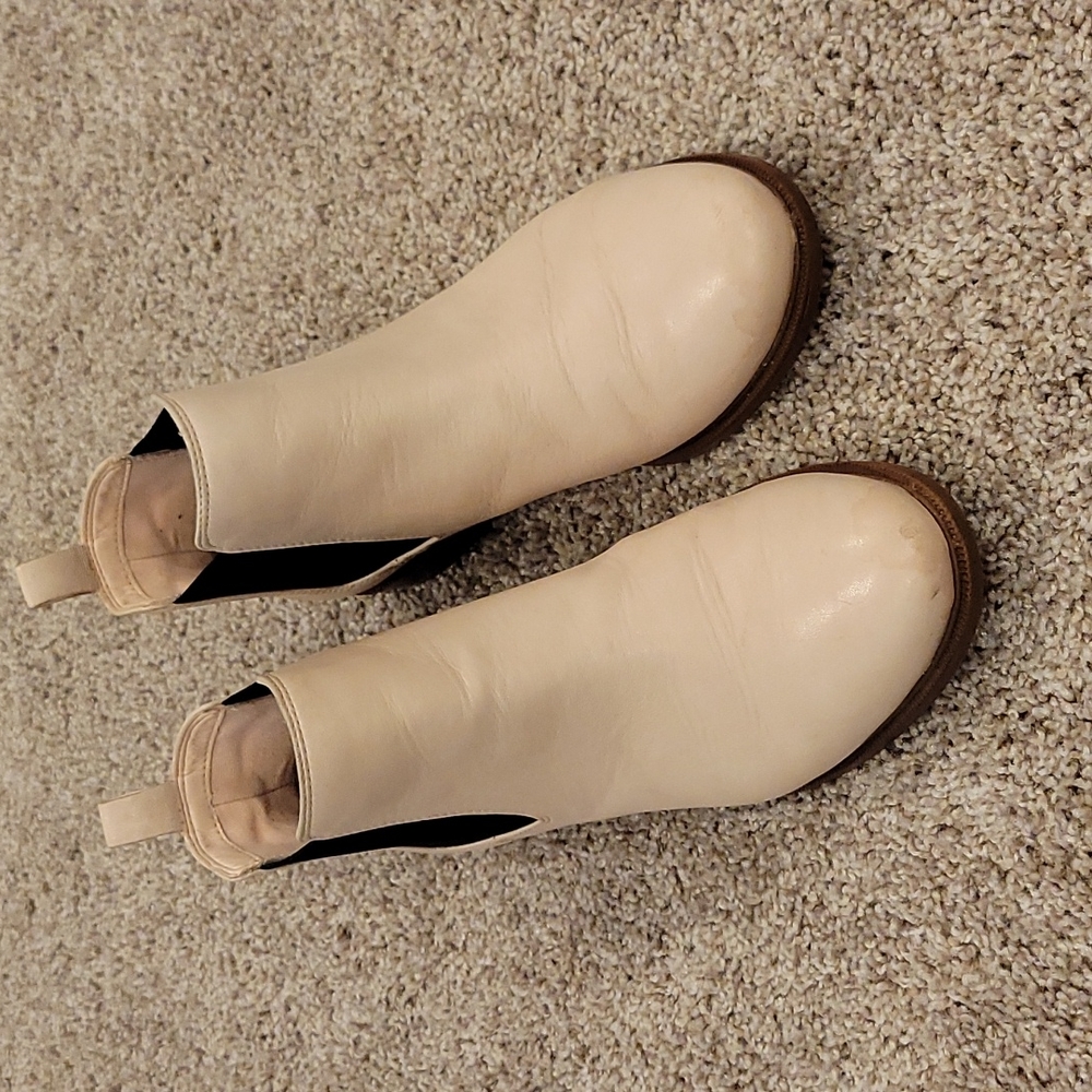 Clarks booties